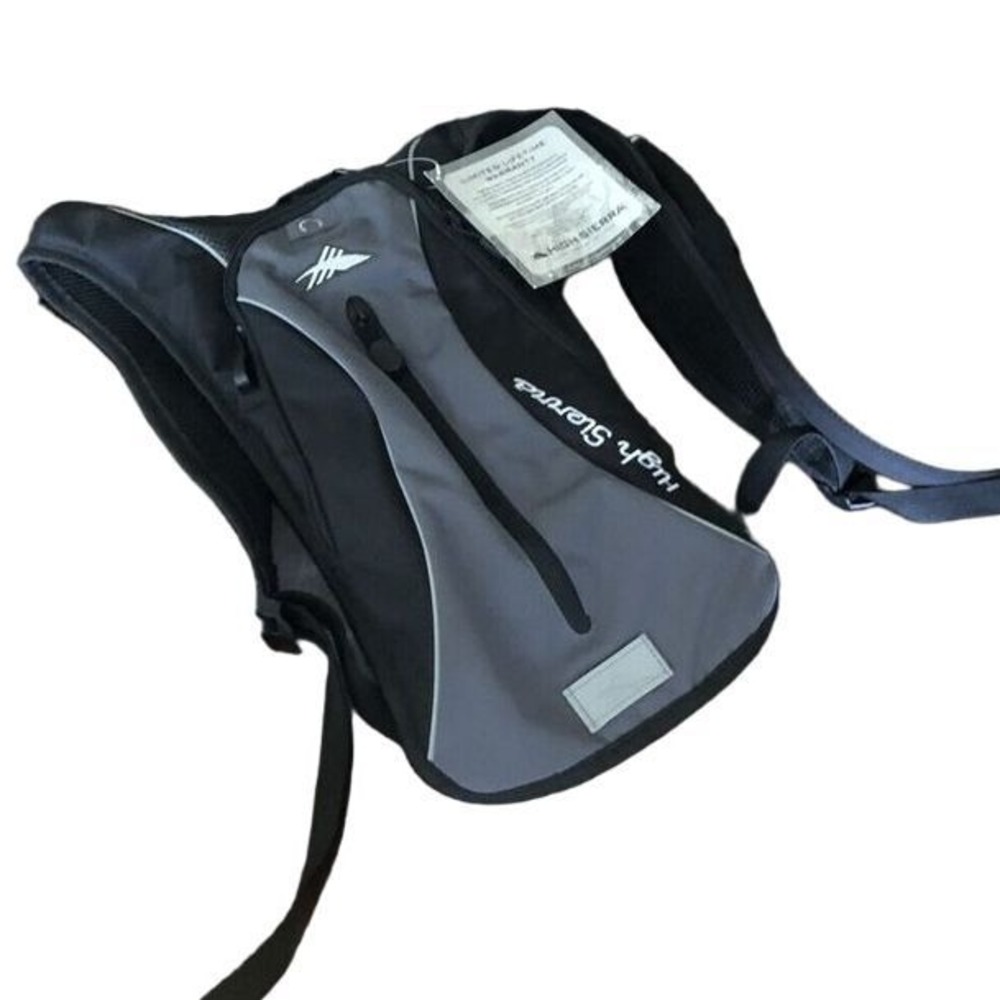 New‎ NWT High Sierra Hydration Hiking Cycling Backpack Black Grey
